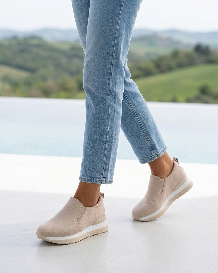 Baskets compensées en suédine - Beige