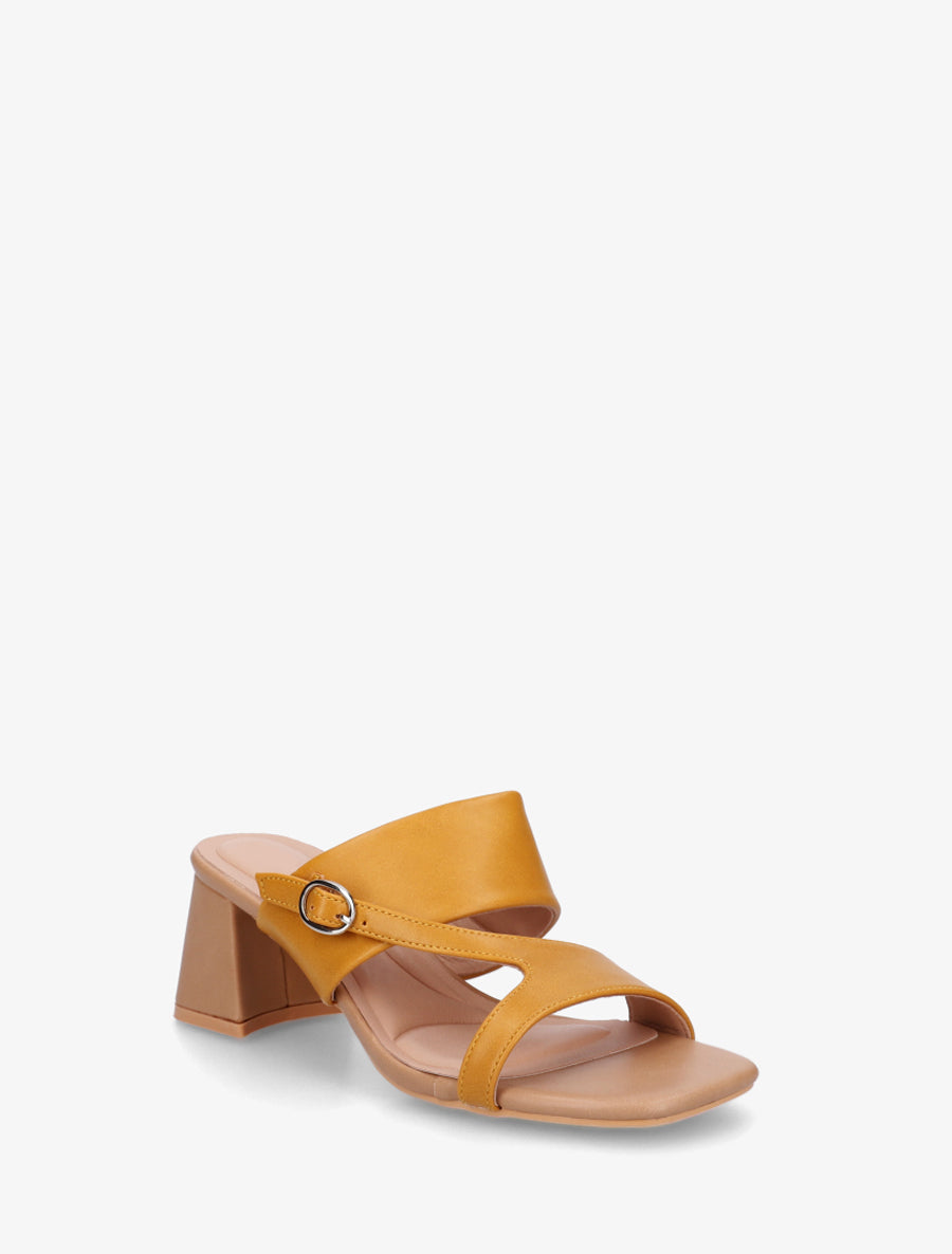 Sandales unies à bride asymétrique - Beige - 2