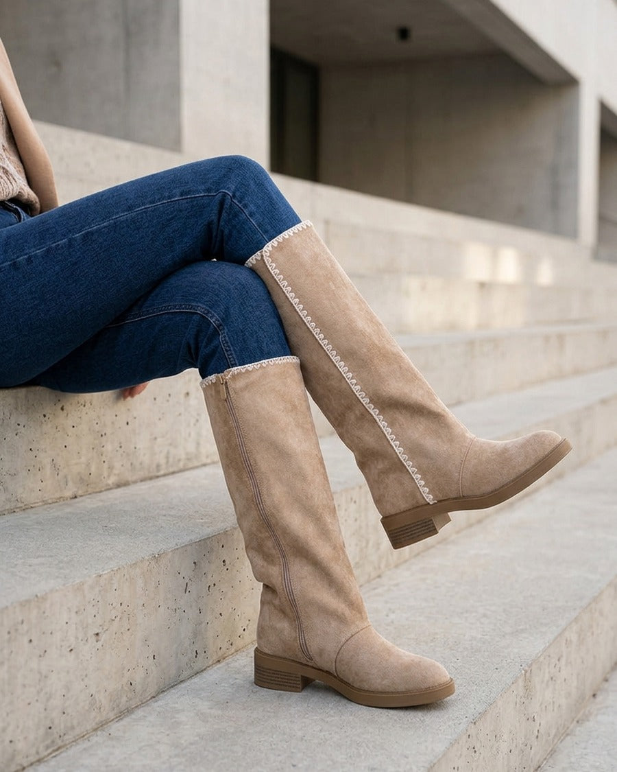 Bottes suédine brodées - Taupe