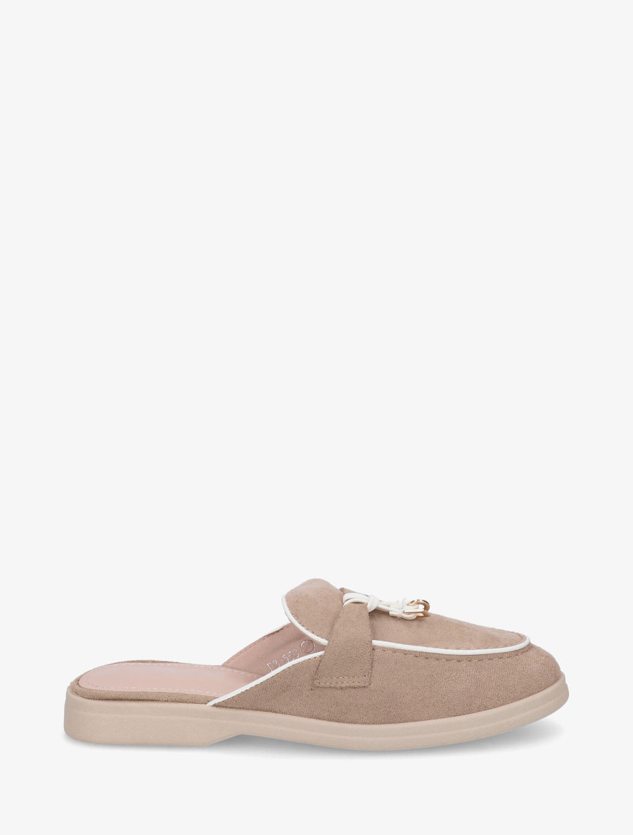 Mules plates à bouts fermés et bijoux - Taupe - 1