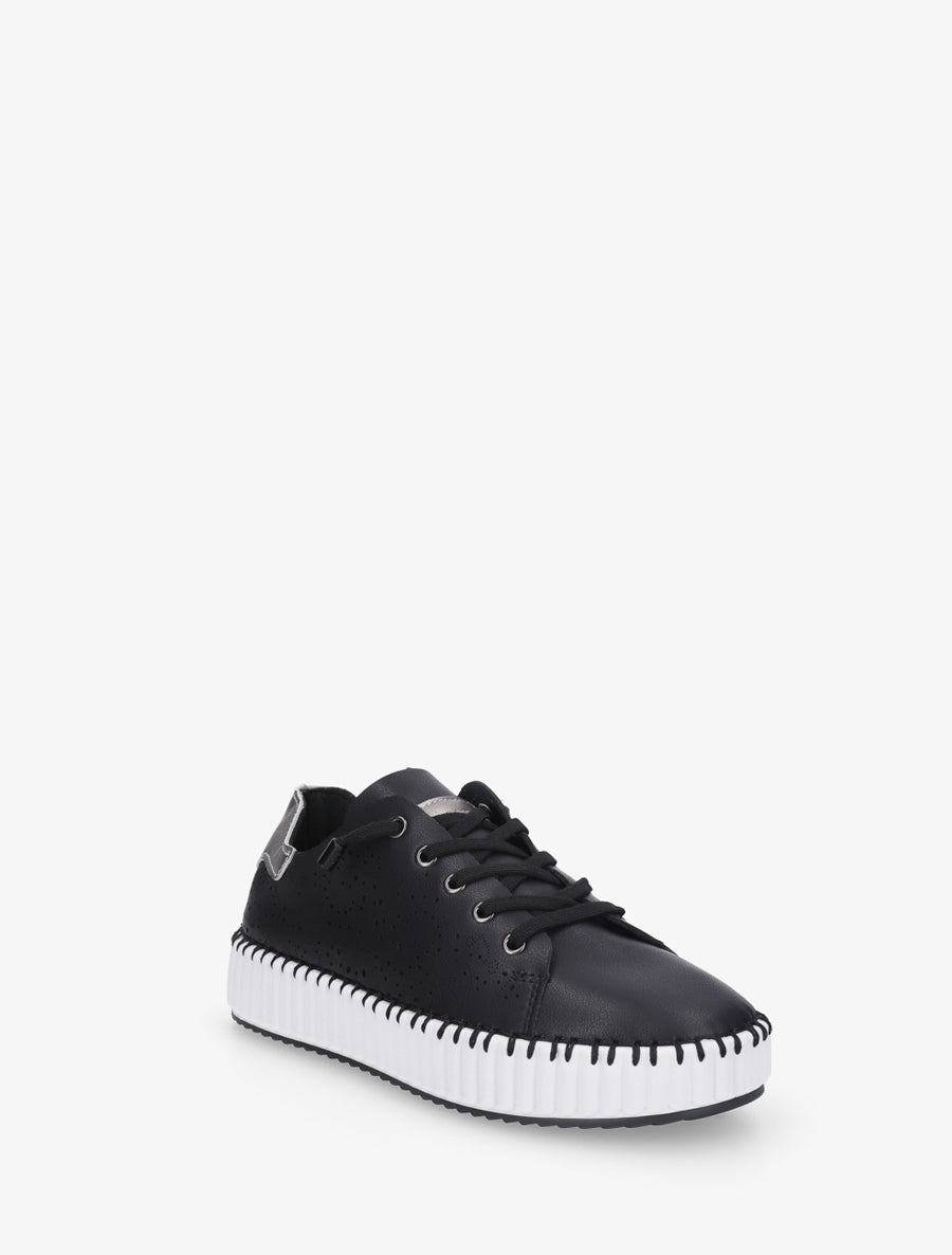 Sneakers souples à motifs ajourés - Noir - 2
