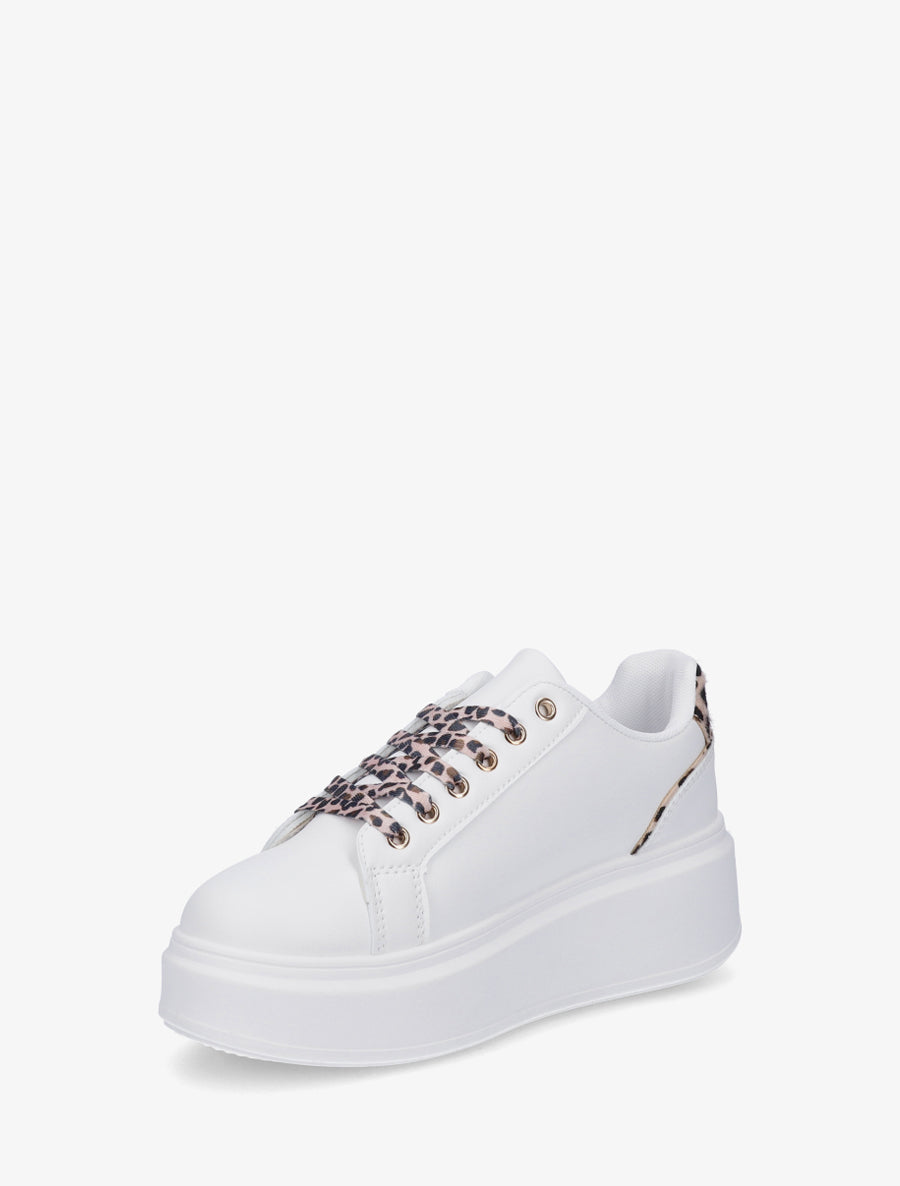 Baskets à semelle plateforme et oeillets - Beige - 3