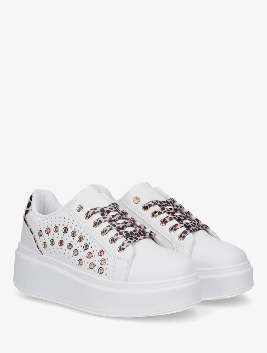 Baskets à semelle plateforme et oeillets - Beige - 4