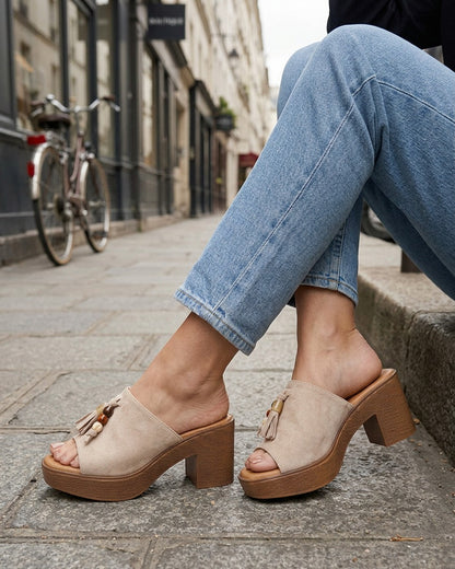 Mules à talon effet bois et empiècement pierres - Beige