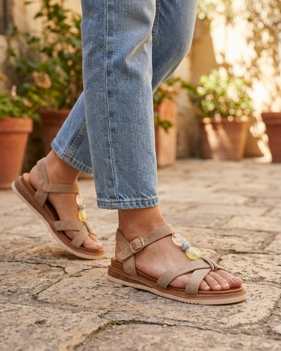 Nu-pieds en suédine à empiècement bijoux pierres - Taupe