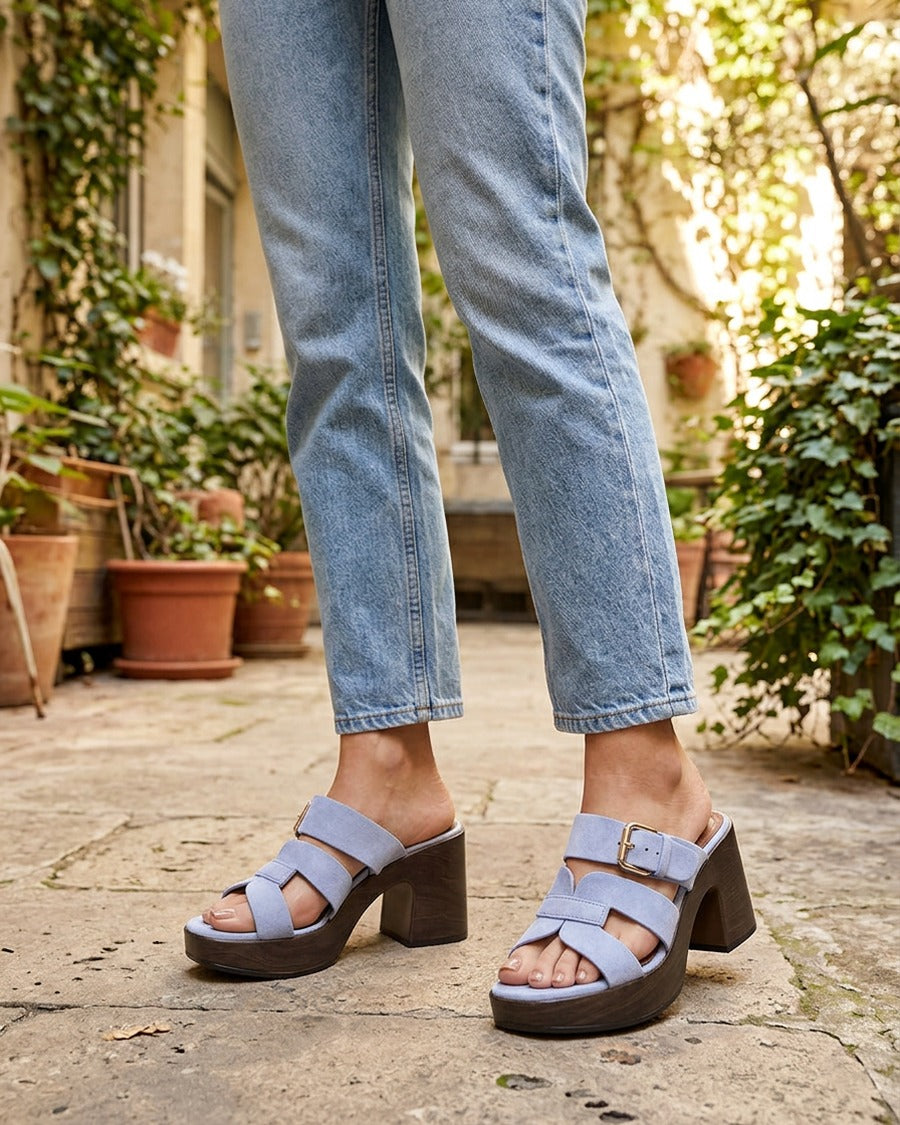 Mules à talon effet bois à boucle - Bleu ciel
