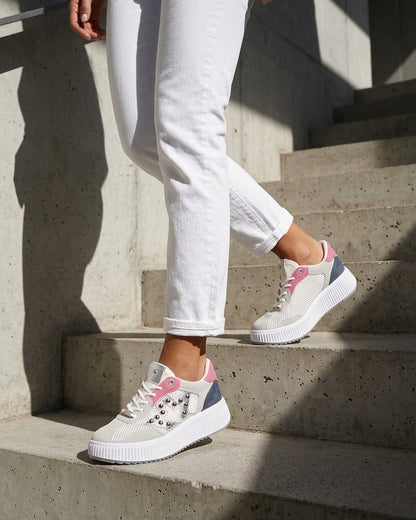 Baskets ajourées à strass et plateforme striée - Rose
