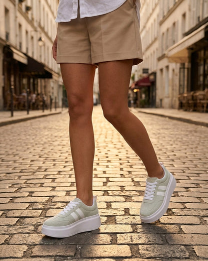Baskets effet nubuck à bandes - Vert pâle