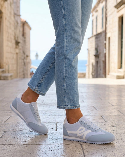 Sneakers en suédine à empiècement effet nubuck - Bleu ciel