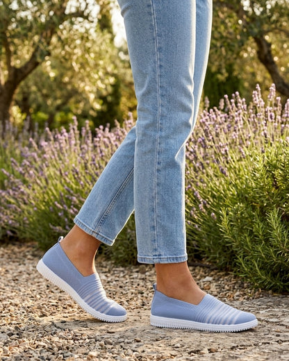Slip-on en maille ajourée rayée - Bleu clair