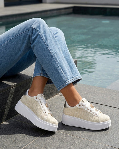 Sneakers en jute tressée à détail irisé - Beige