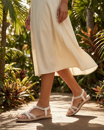 Nu-pieds à brides tressées et strassées - Blanc