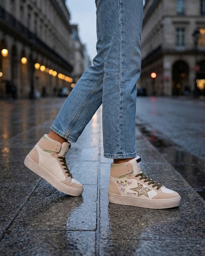 Baskets montantes floquées et imprimé coeurs - Taupe