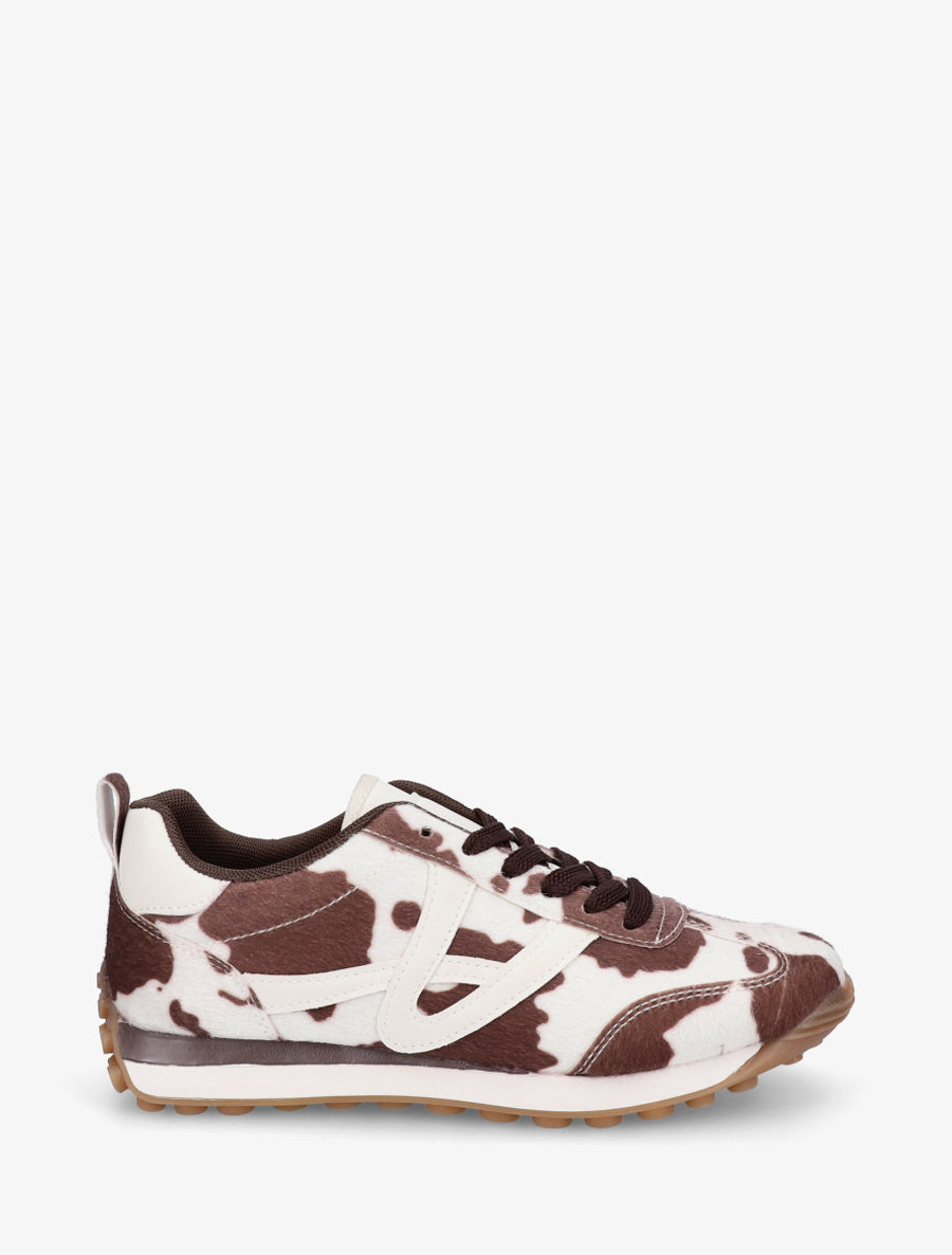 Sneakers à imprimé vache et détails contrastants - Marron - 1