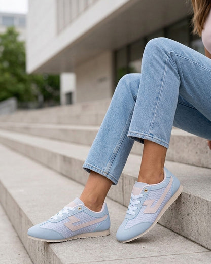Baskets en simili effet tressé - Bleu ciel