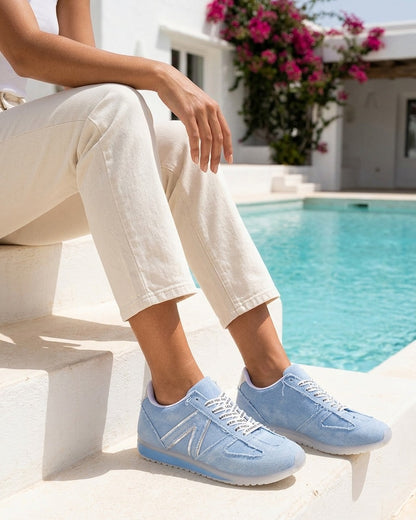 Sneakers en tissu à lacets floqués - Bleu ciel