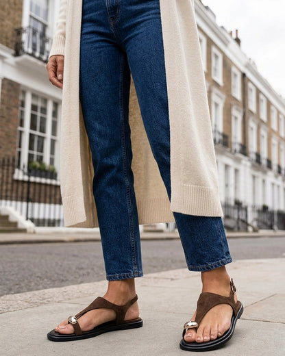 Nu-pieds en suédine à entredoigt et bague métallique - Marron