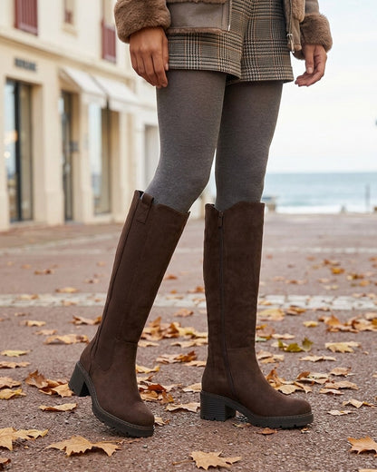 Bottes élastiquées en suédine à bout rond - Marron