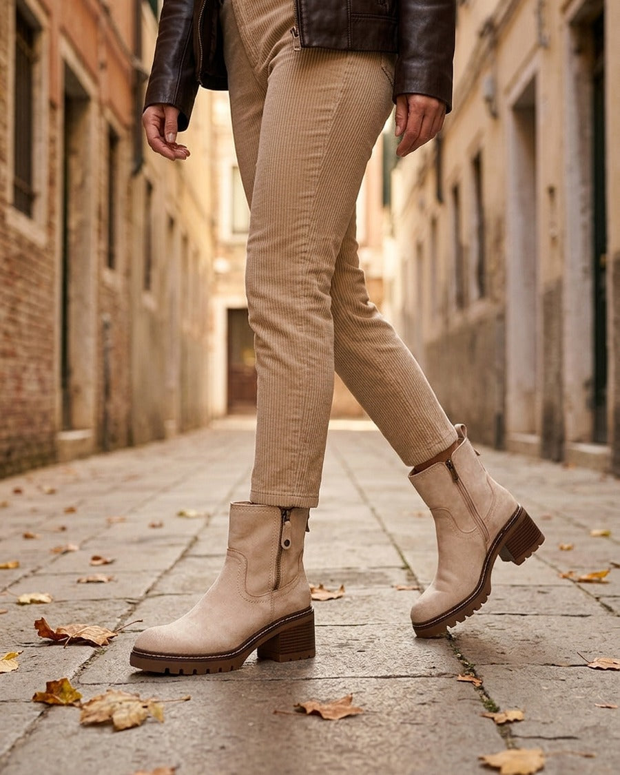 Bottines en suédine à zip décoratif - Beige