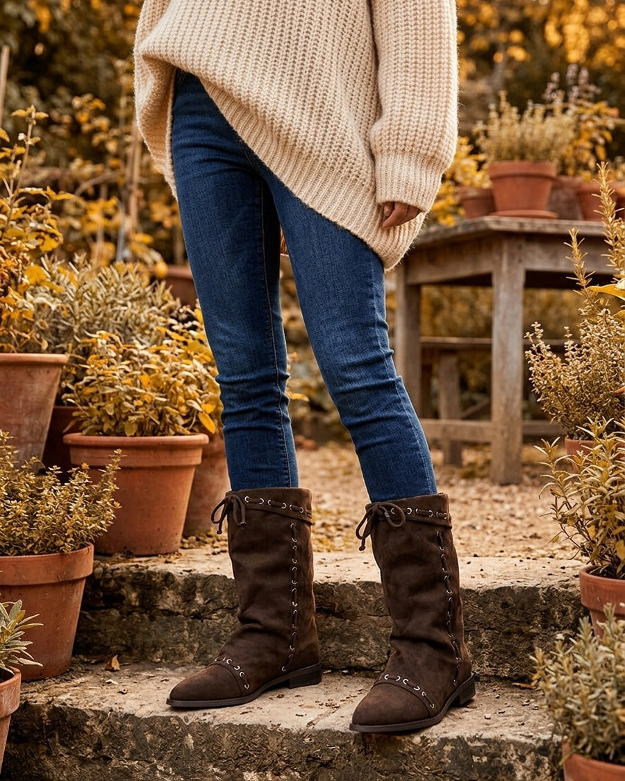 Bottines en suédine à cordons de serrage - Marron