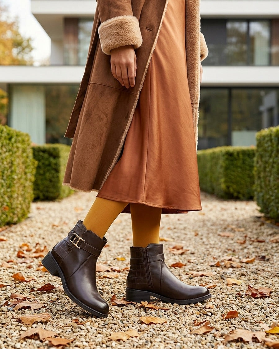 Bottines à contrefort effet croco et boucle décorative - Marron