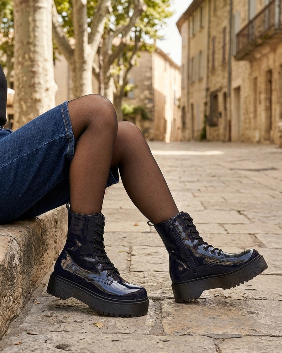Bottines montantes vernies à lacets - Bleu nuit