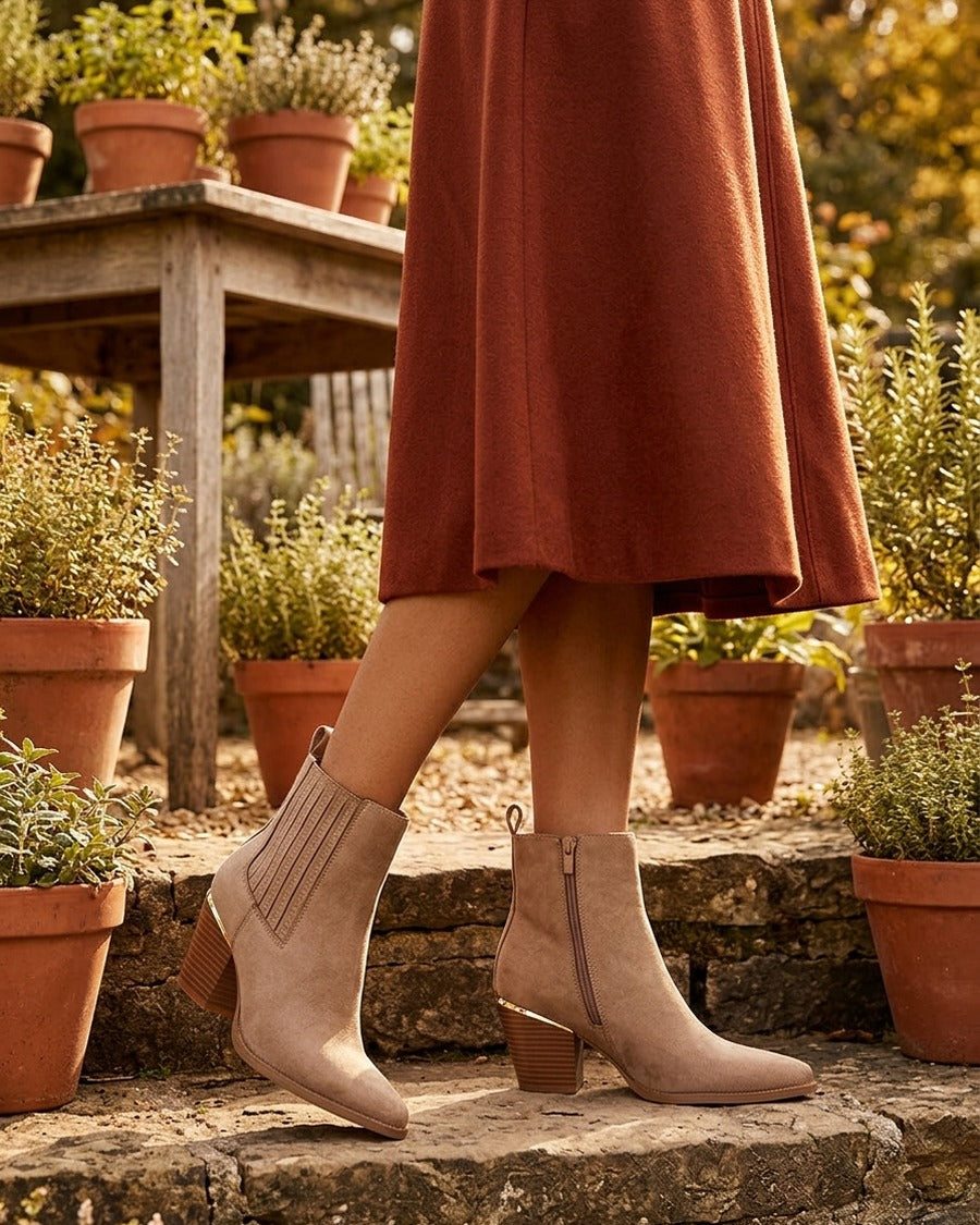 Bottines en suédine style santiags - Taupe