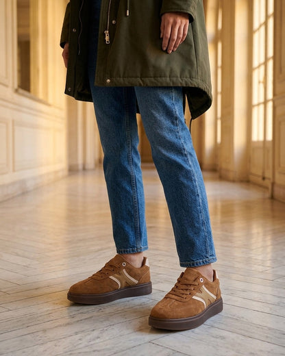 Baskets effet nubuck à oeillets strassés - Rouille