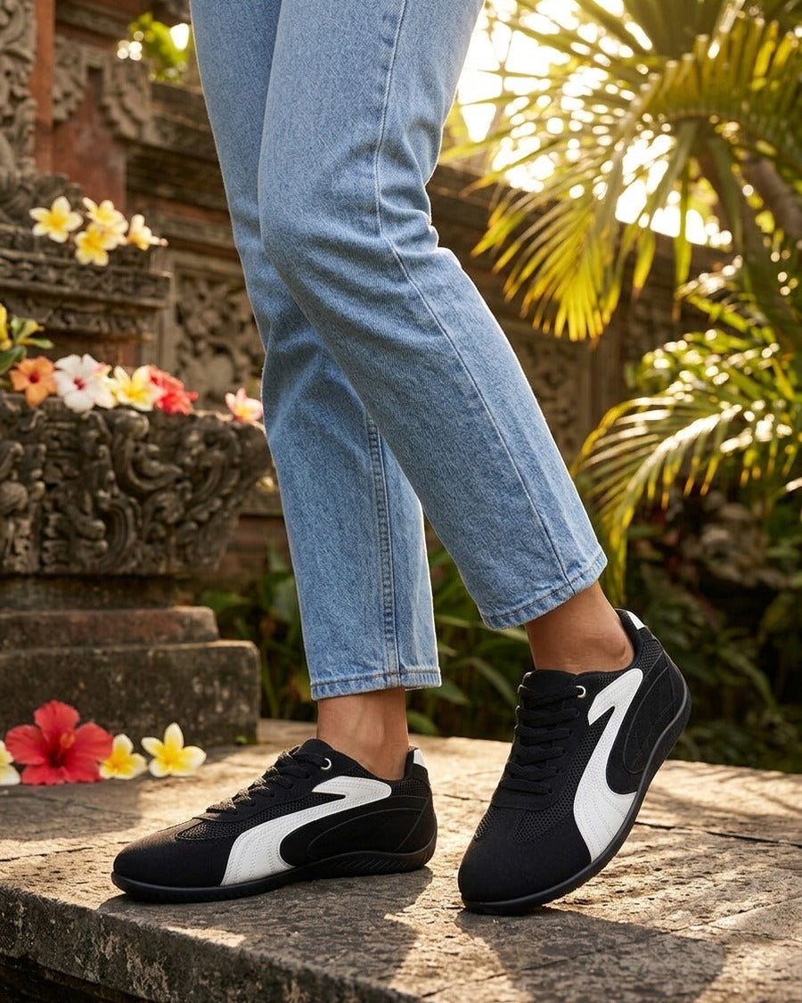 Sneakers à empiècement effet nubuck et mesh - Noir