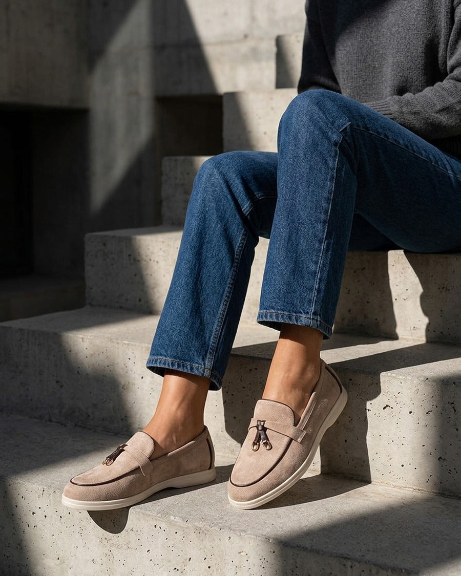 Mocassins en suédine à boucle décorative - Taupe clair