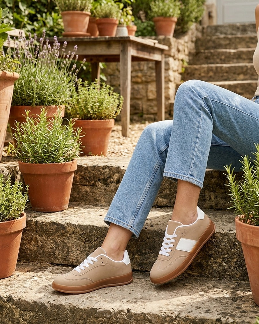 Sneakers unies à semelle caoutchouc - Taupe