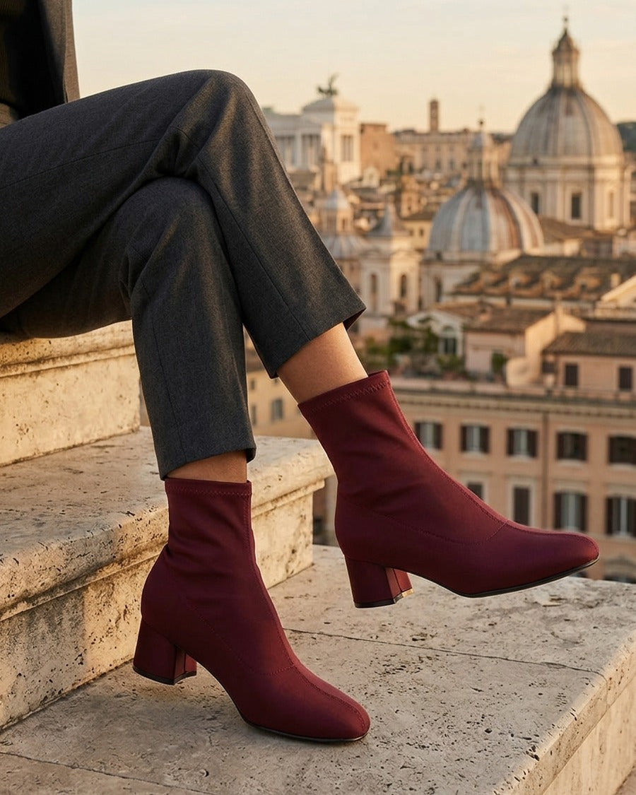 Bottines en tissu effet satiné style chaussette - Bordeaux