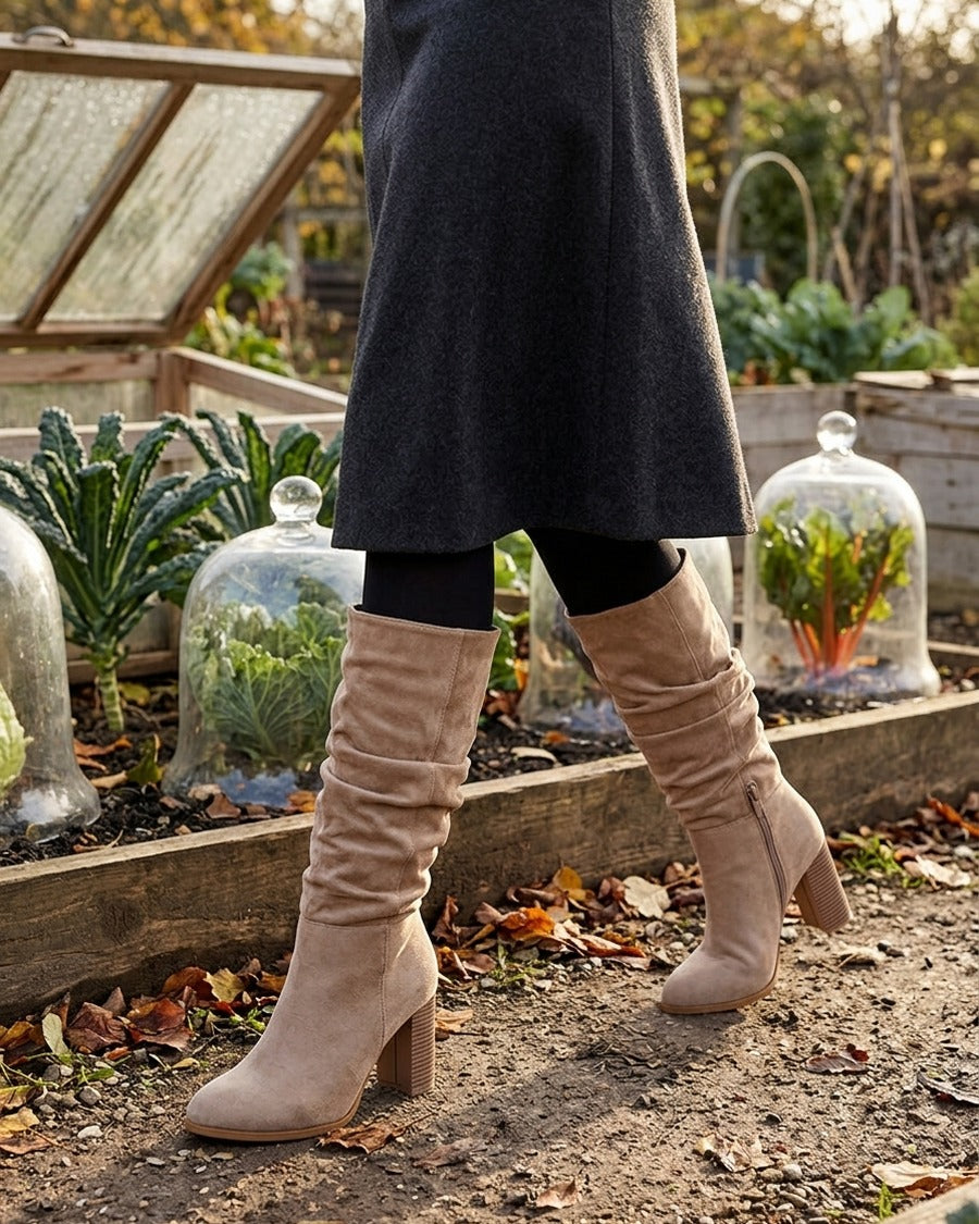 Bottes plissées en suédine - Beige