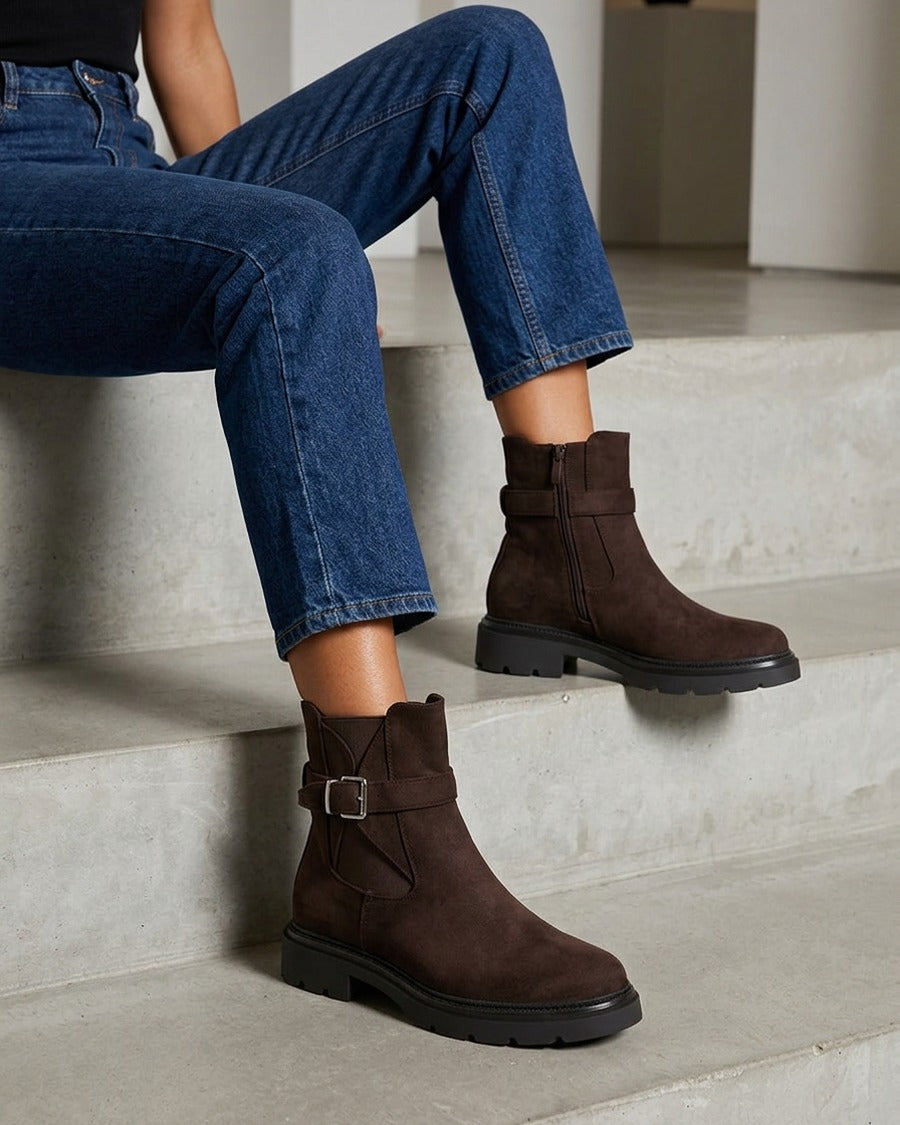 Bottines élastiquées en suédine à boucle - Marron