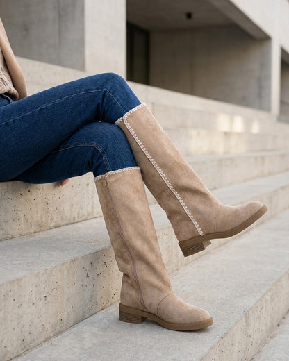 Bottes suédine brodées - Taupe