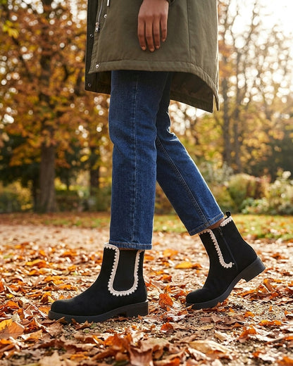 Bottines suédine élastiquées à broderies - Noir
