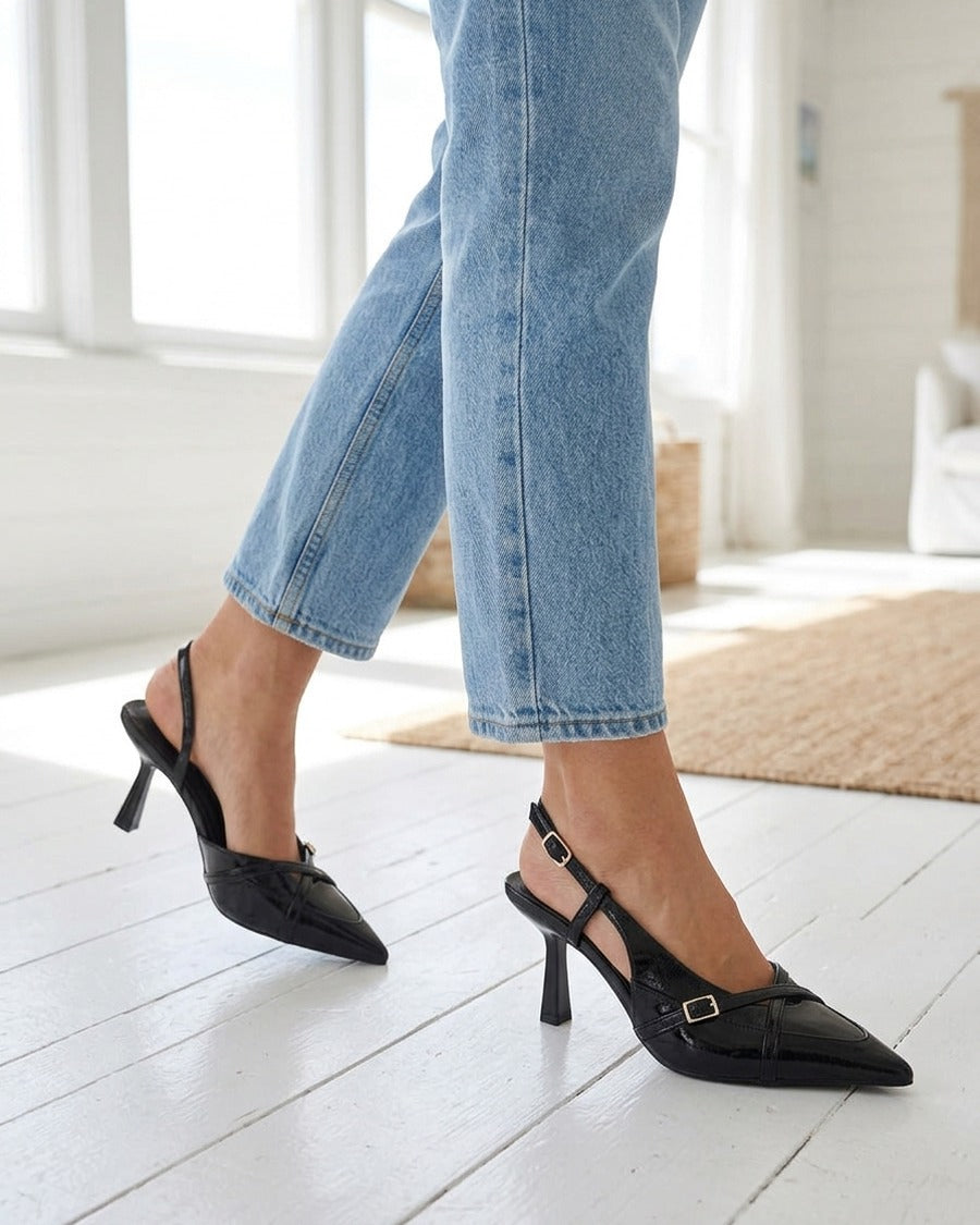 Escarpins en simili à brides croisées - Noir