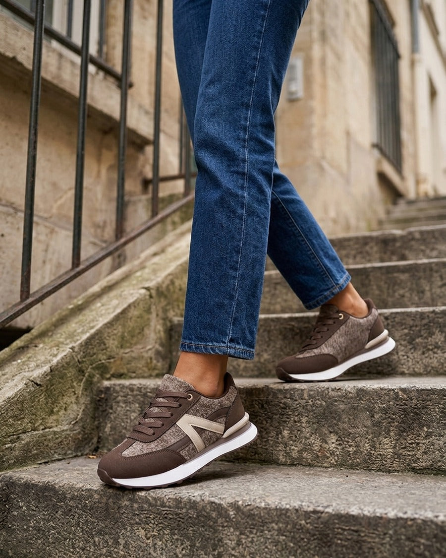 Baskets effet nubuck et tissu empiècement en V - Marron