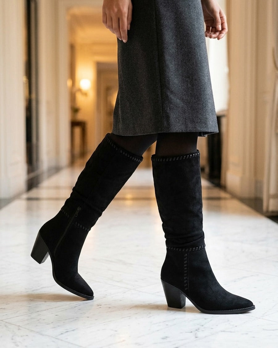Bottes en suédine et bouts pointus - Noir