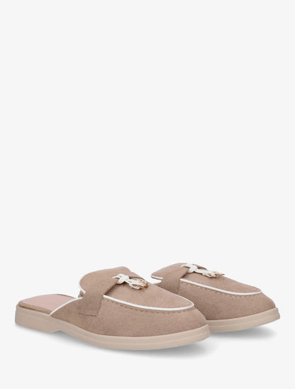 Mules plates à bouts fermés et bijoux - Taupe - 4