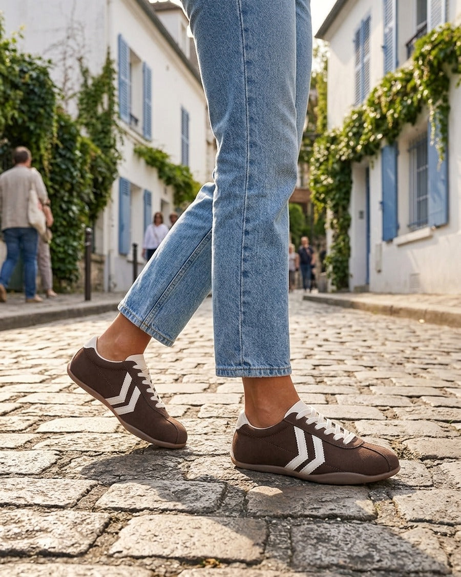 Baskets en suédine à bandes contrastantes - Marron