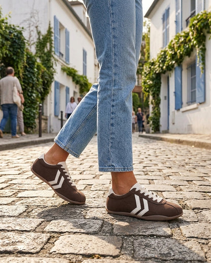 Baskets en suédine à bandes contrastantes - Marron