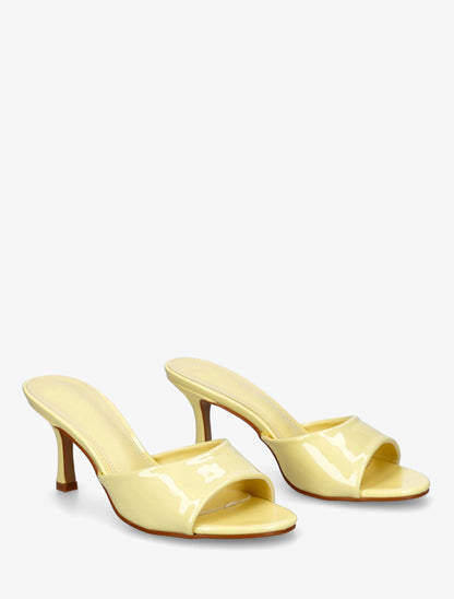 Mules vernies à talon - Jaune pâle - 4