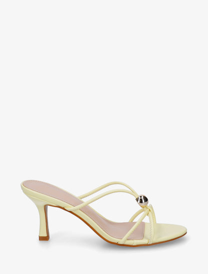 Mules en simili à empiècement bijou - Jaune pâle - 1