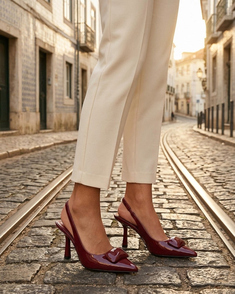 Escarpins à talon ouvert et empiècement bijou - Bordeaux