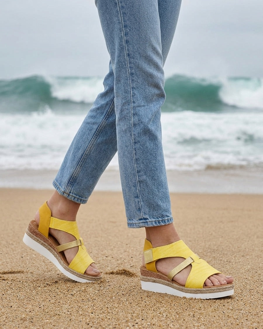 Sandales compensées à bride texturée - Jaune