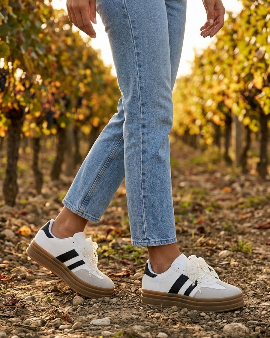 Sneakers effet nubuck à lacets stylisés - Blanc