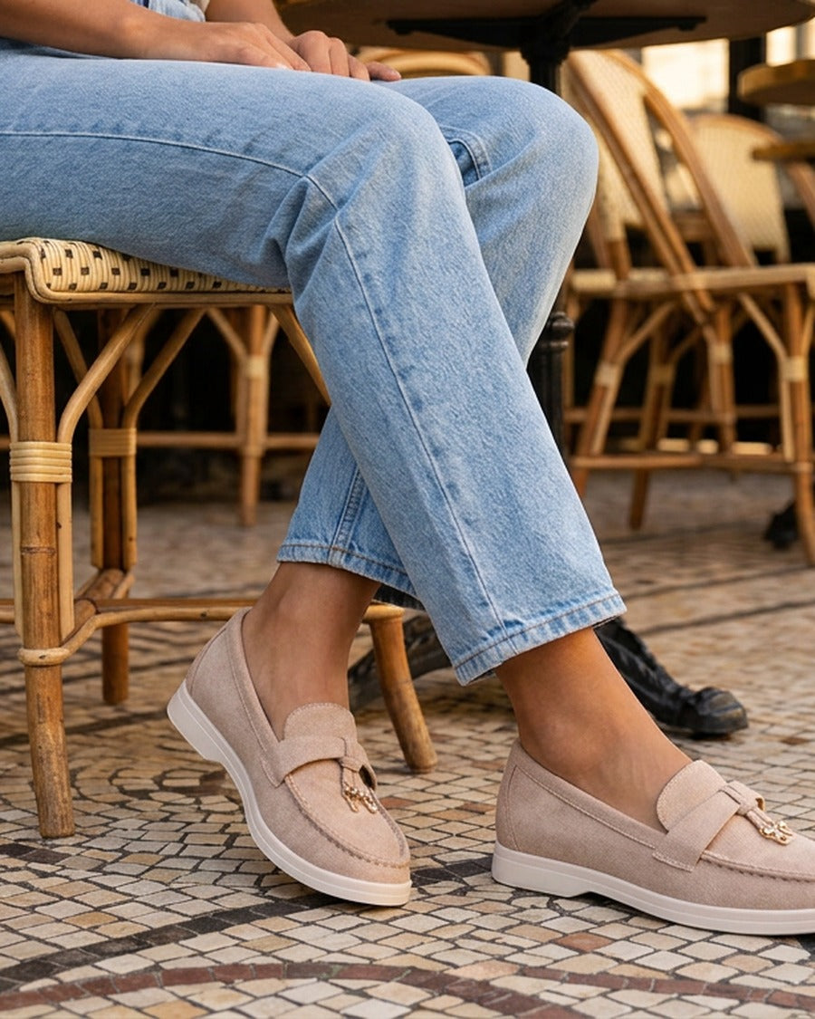Mocassins en suédine à empiècement bijoux - Taupe